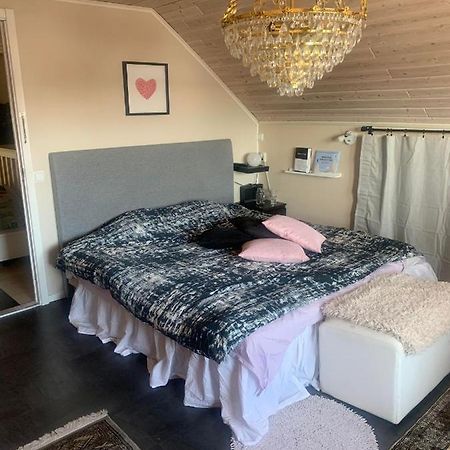 Charming Room With Big Bed Lulea Exterior photo